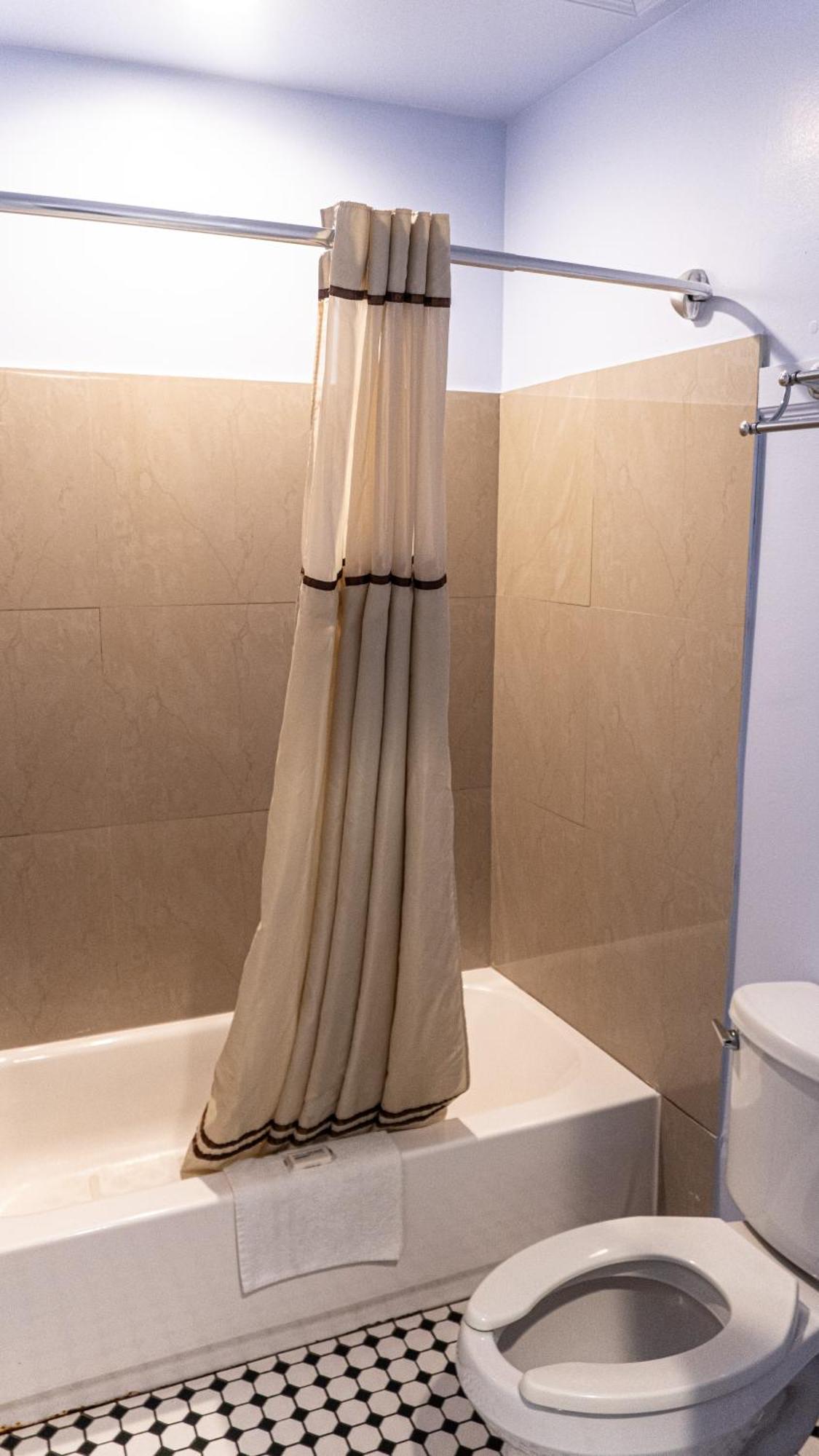 Historic Mardi Gras Inn New Orleans Ngoại thất bức ảnh