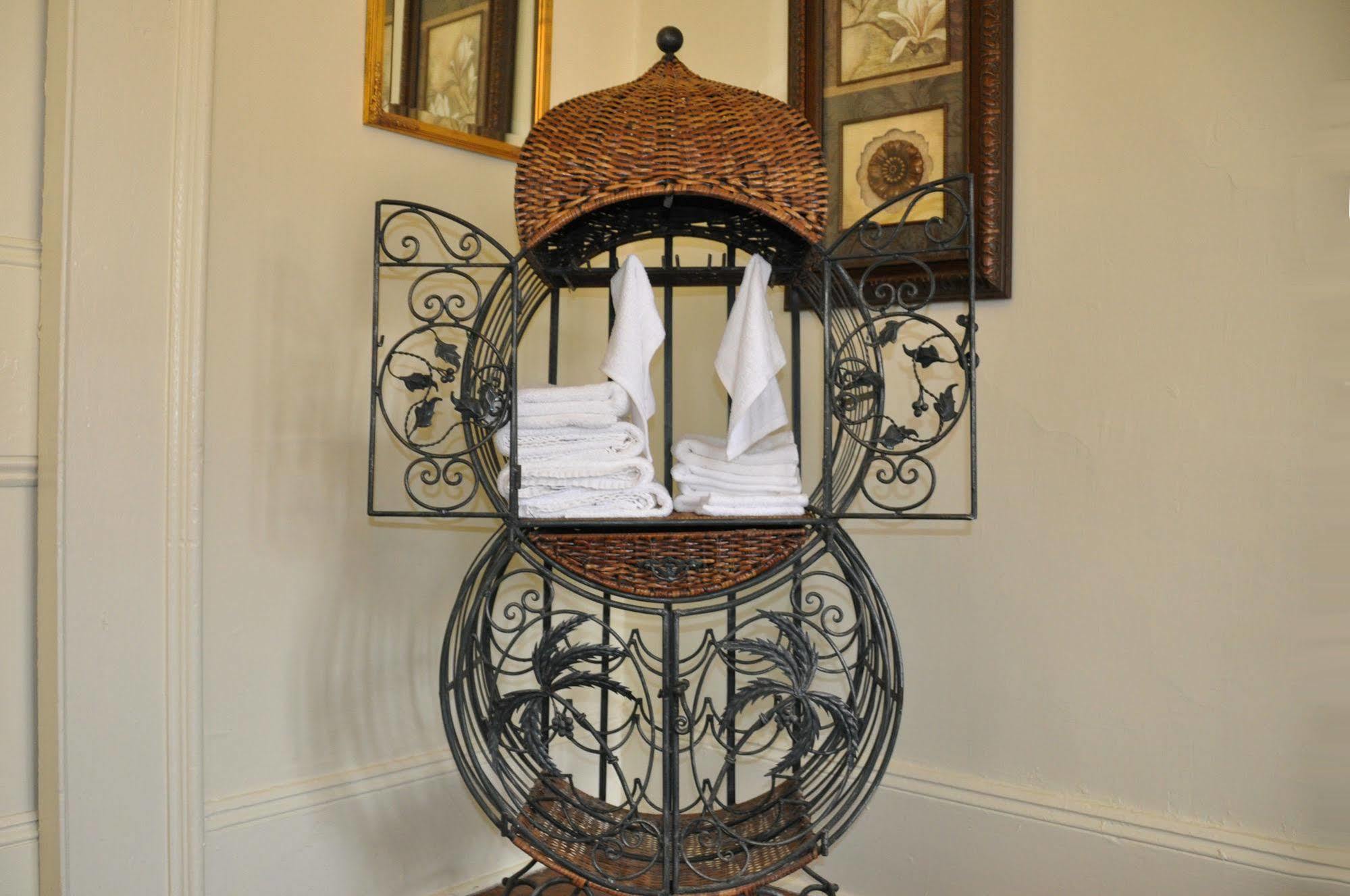 Historic Mardi Gras Inn New Orleans Ngoại thất bức ảnh
