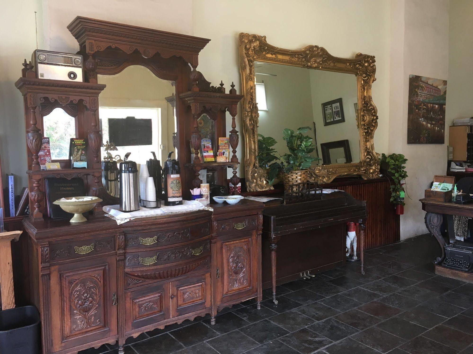Historic Mardi Gras Inn New Orleans Ngoại thất bức ảnh